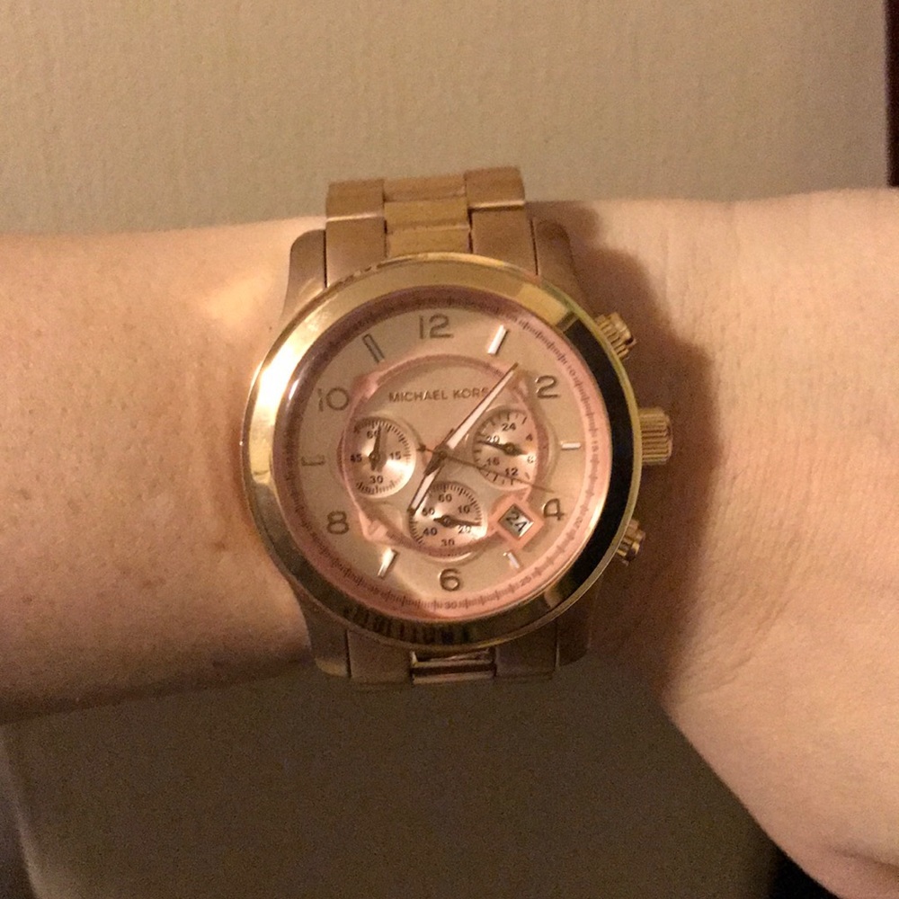 Michael Kors Watch (Rose Gold)